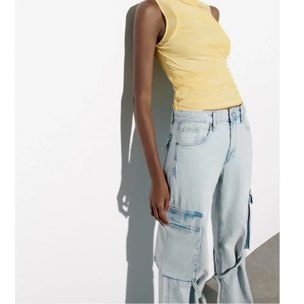 ZARA TRF MID-RISE BELT LOOP CARGO JEANS